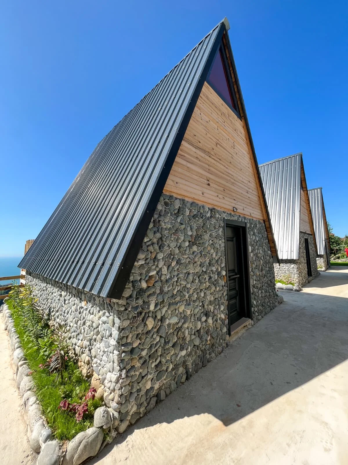 6e7d1393-3cbd-4355-a3b4-1476a7e9ac4d