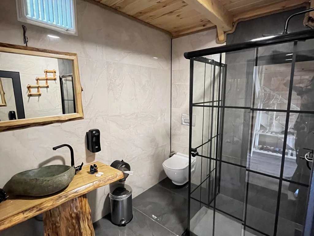 8663b6d1-3635-4f0e-b76b-f7c942dd9ae5