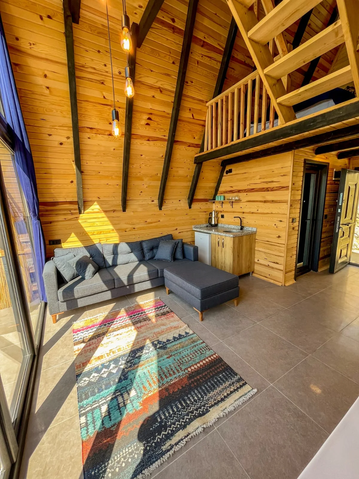 c87110dc-40f0-446b-9658-3885b17eb4da